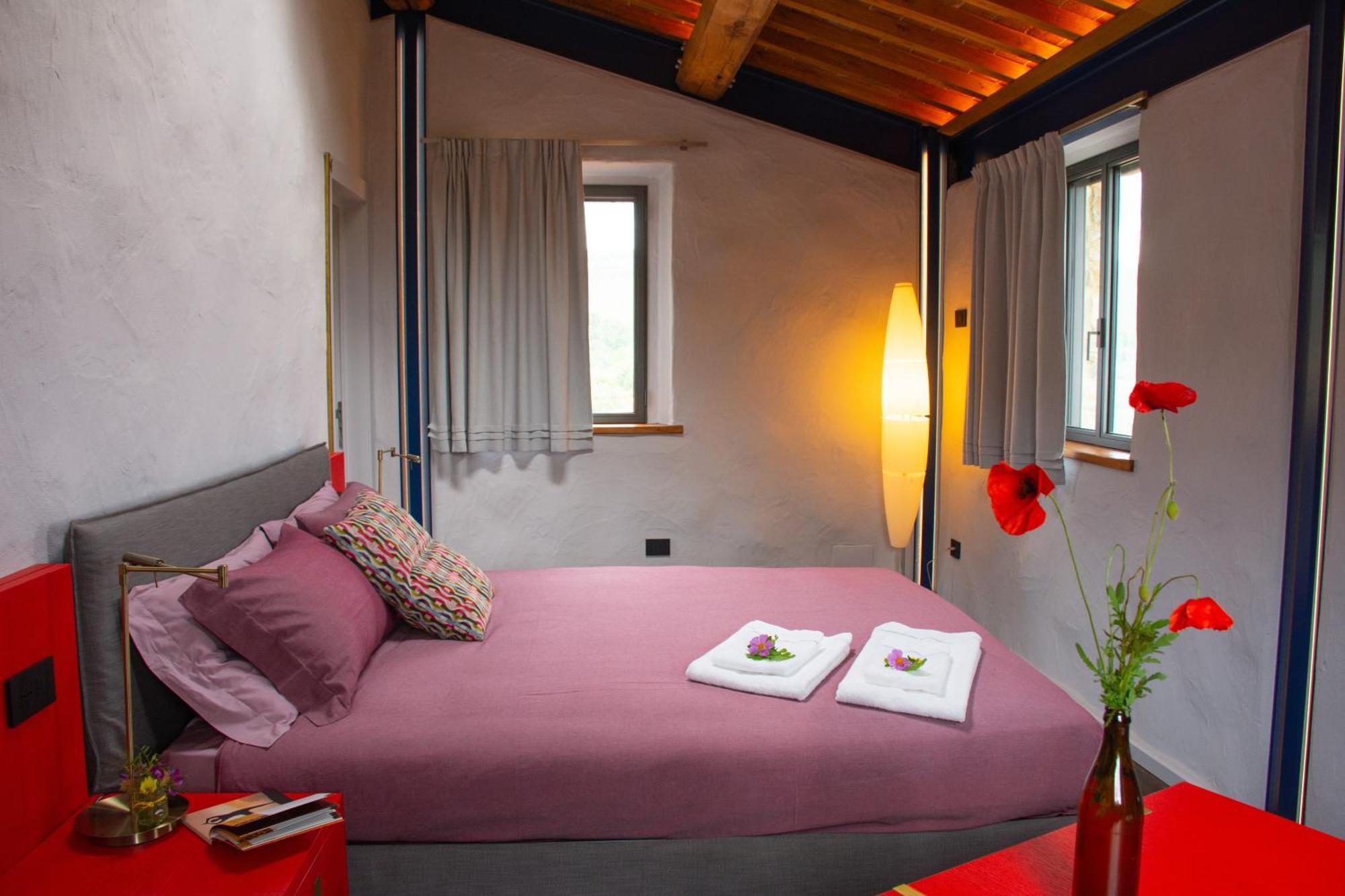 Villa Privata Con Piscina A Riparbella 카스텔리나마르티마 외부 사진